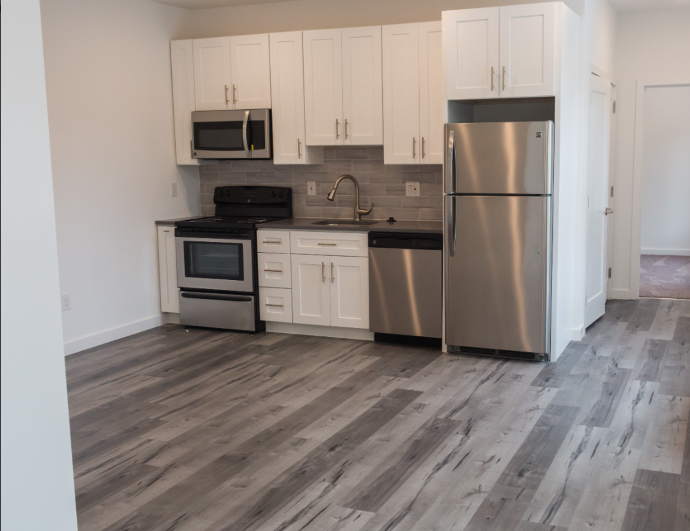 Philadelphia Apartment: 1629 W. Girard Ave