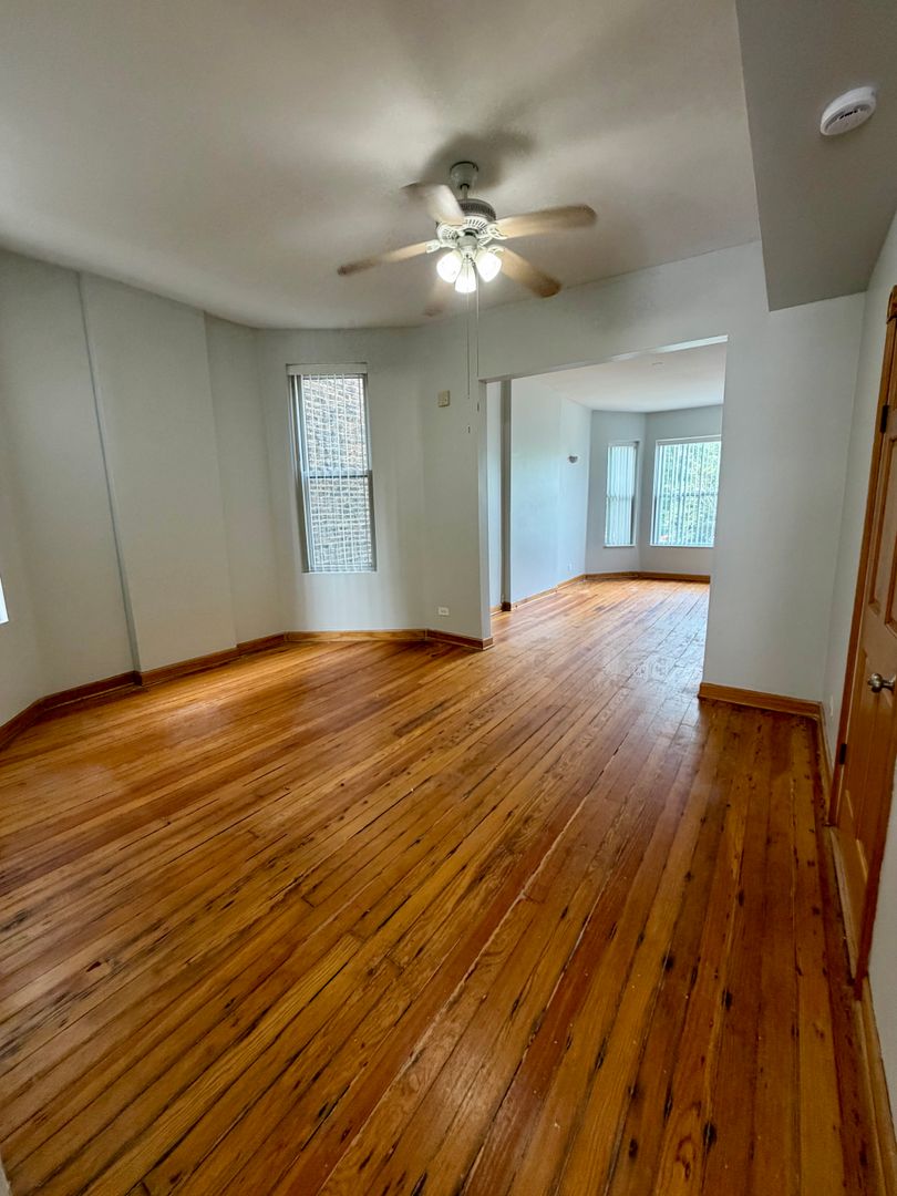 Chicago Apartment: 1853 North Humboldt Boulevard