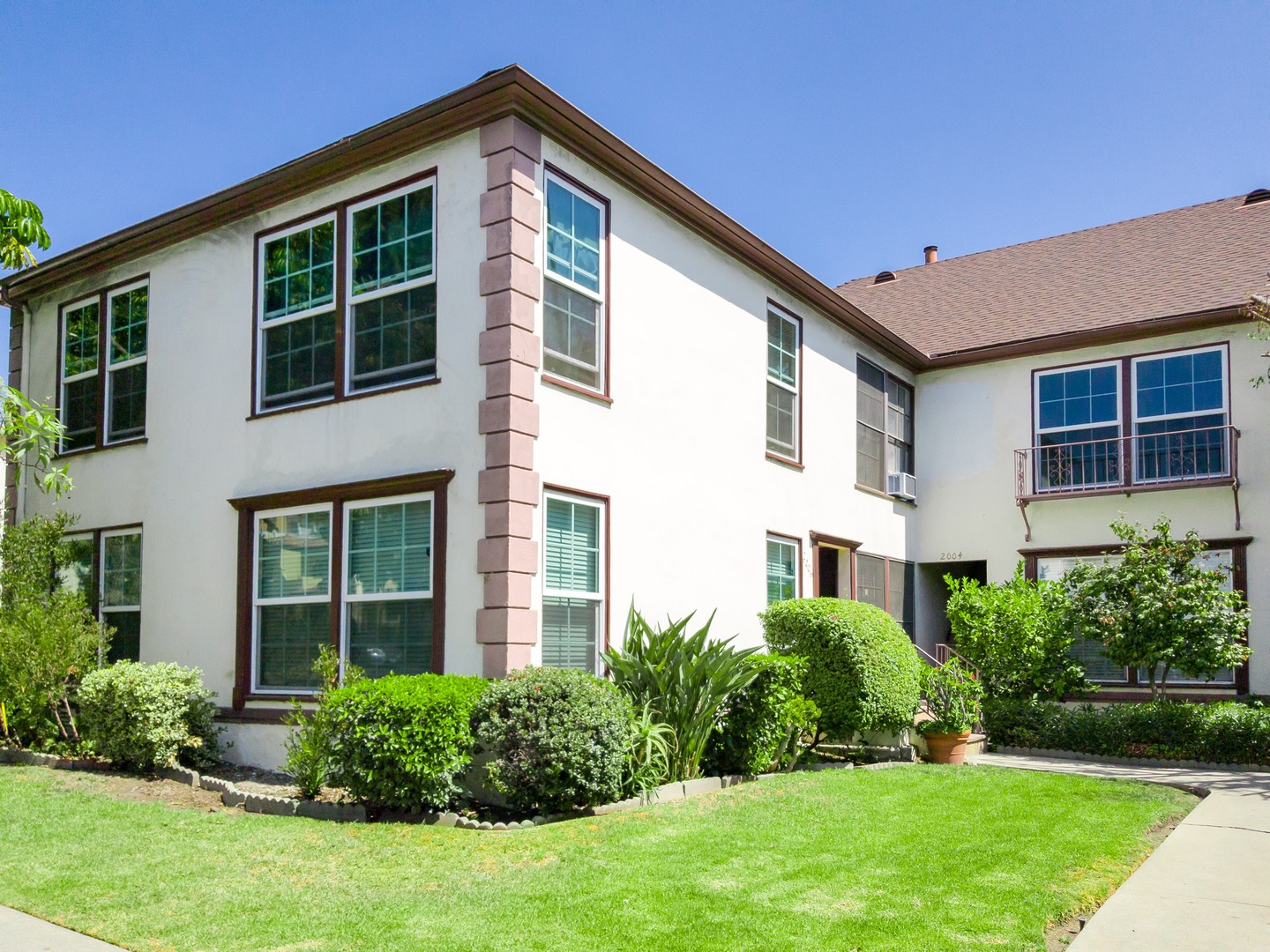 Los Angeles Apartment: 4635 Finley Ave #3