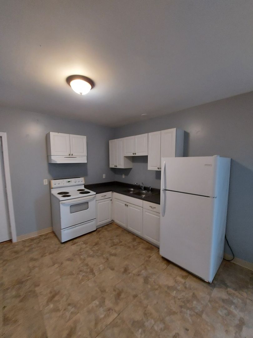 Norwich Apartment: 50-56 Hunters Ave