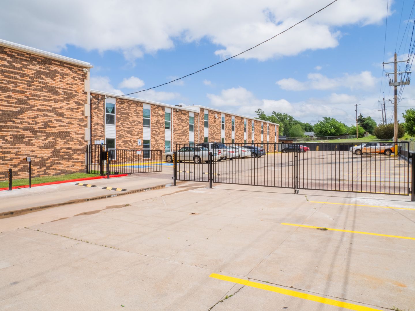 Lawton Apartment: 2107 NW 38th Street