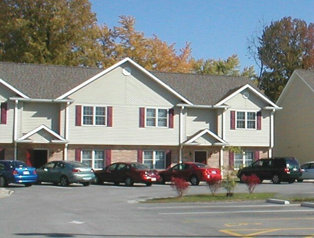 Carbondale Apartment: 704 E. Park Street