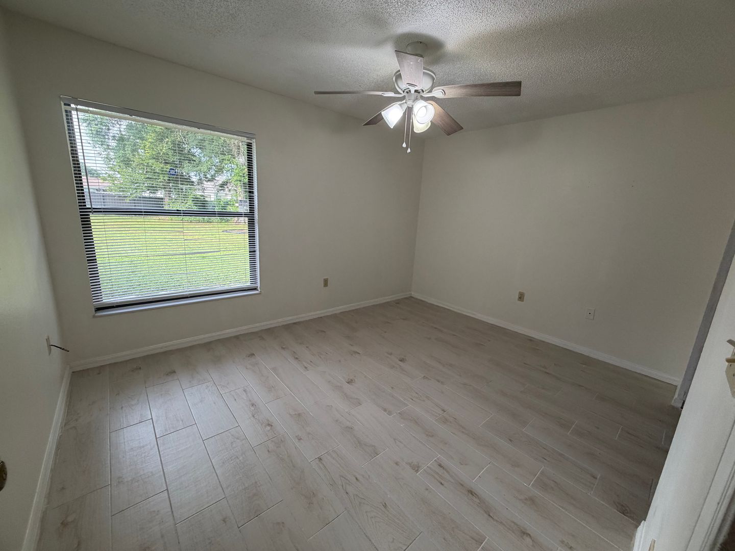 608 Antelope Lane photo 4