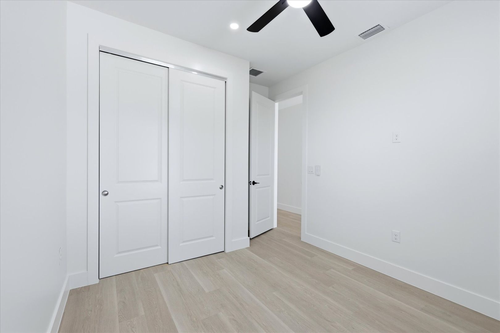 7361 Plum Tree South, Unit 112 photo 22