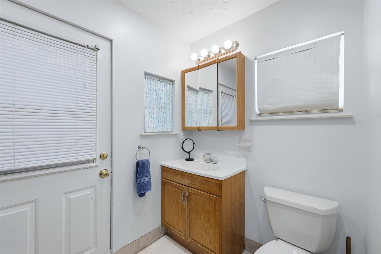 428 Court Street photo 20