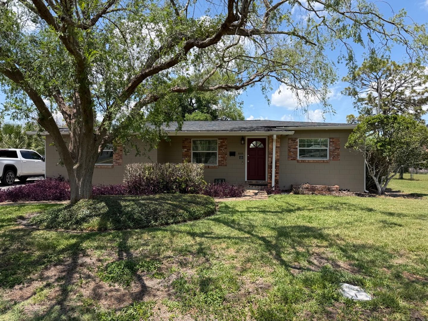 1111 Sherrington Rd
