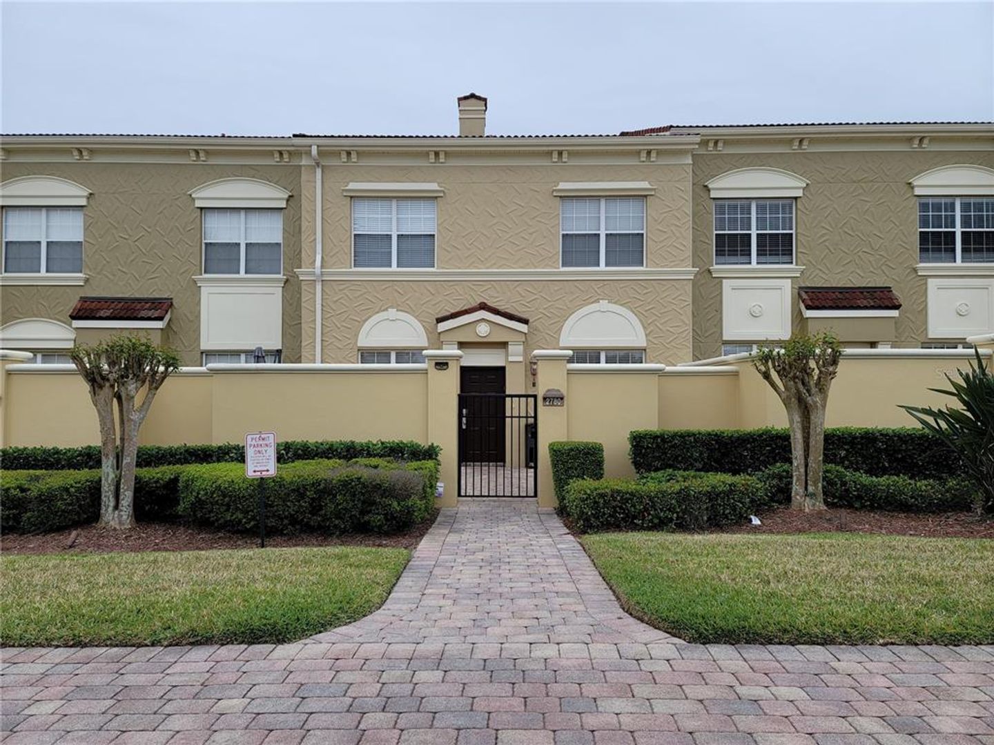 2780 Bella Vista Dr.