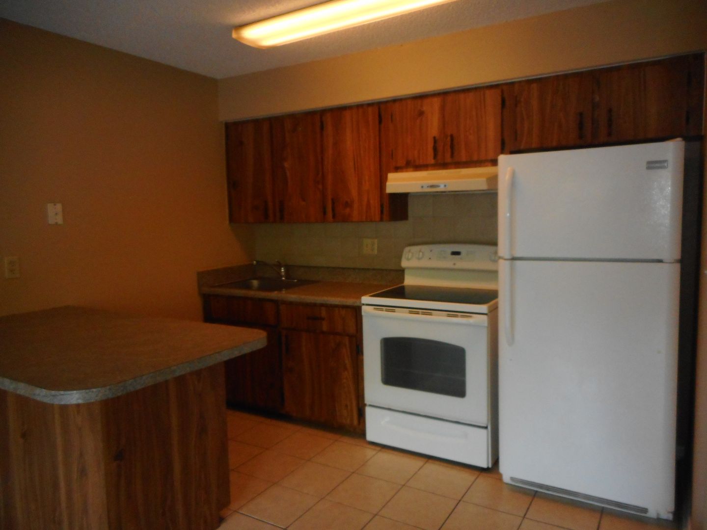 641 NE 26th Court - A photo 5