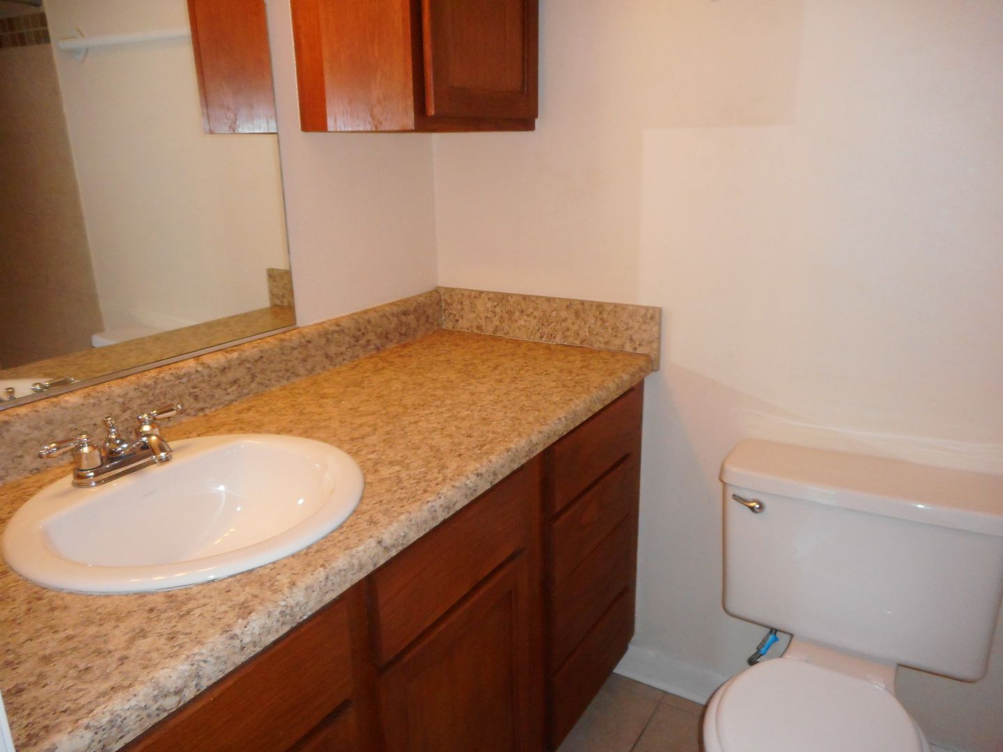 641 NE 26th Court - A photo 7