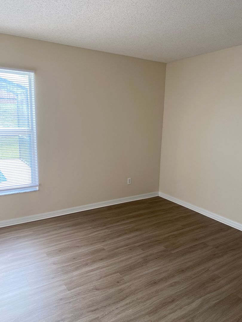 144 Birchwood Dr. photo 15