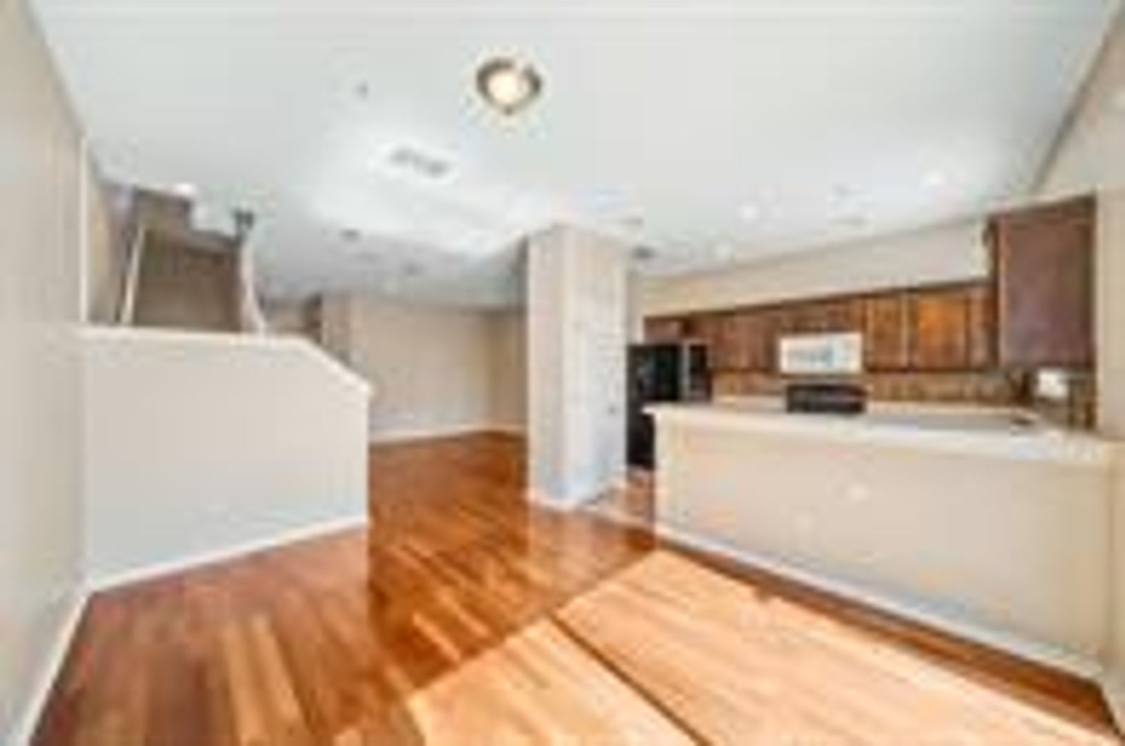 9434 Silver Buttonwood St photo 3