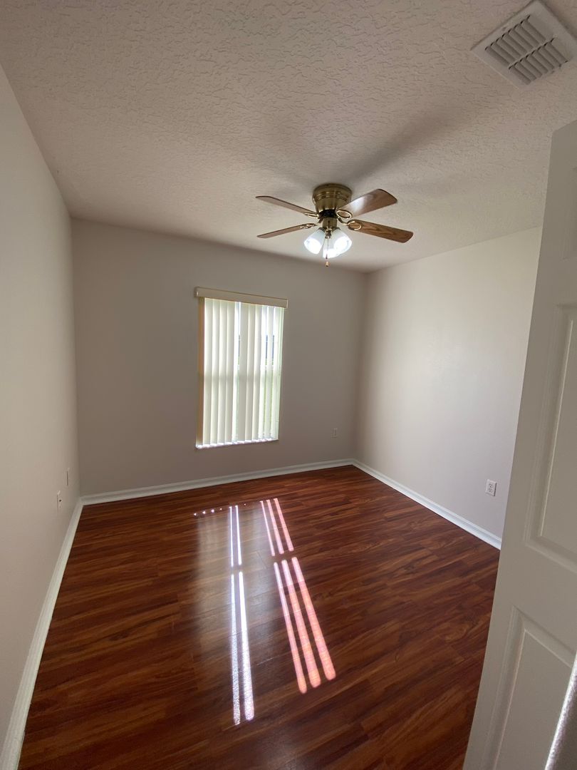 434 Cassia Dr. photo 14