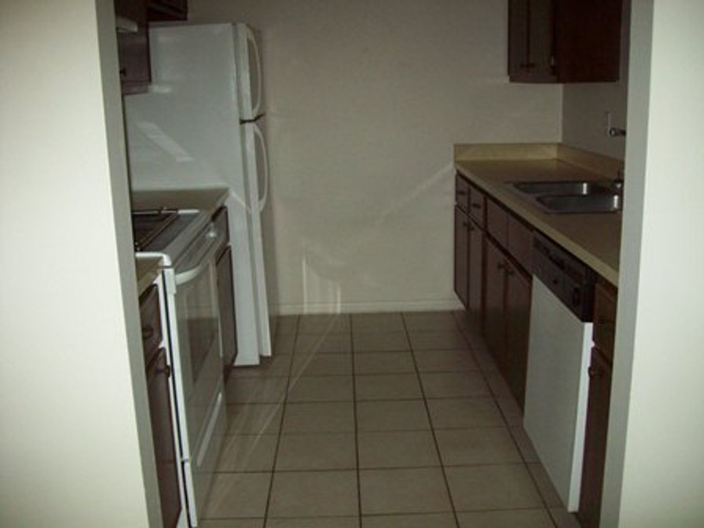 825 SE 9th Street - 5 photo 4