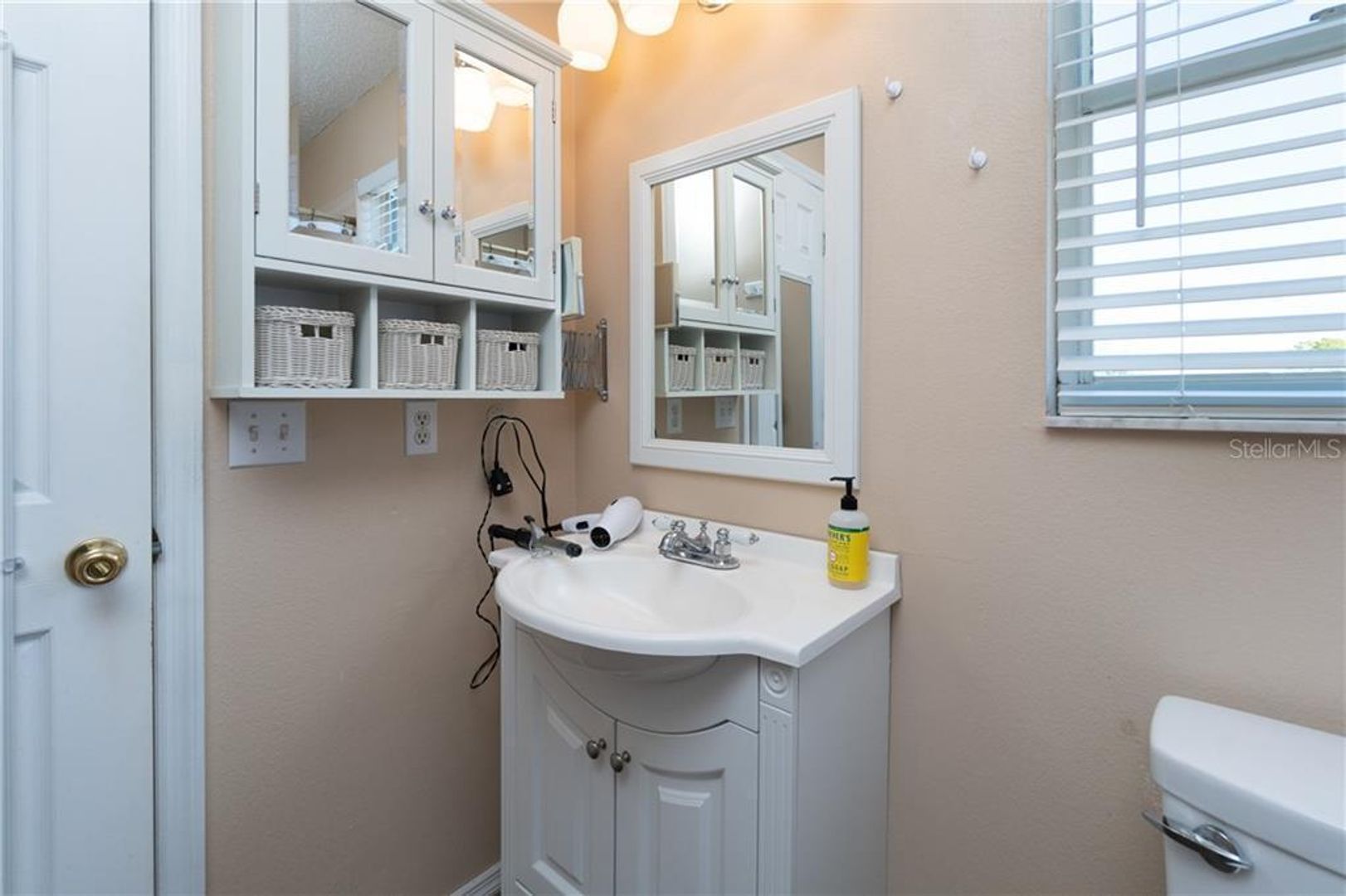 637 Gaines Street NW photo 31