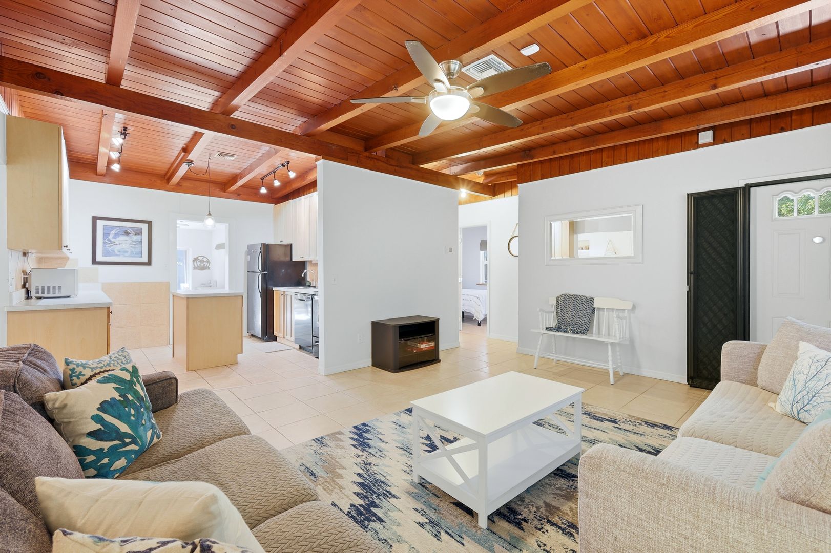 428 Court Street photo 6