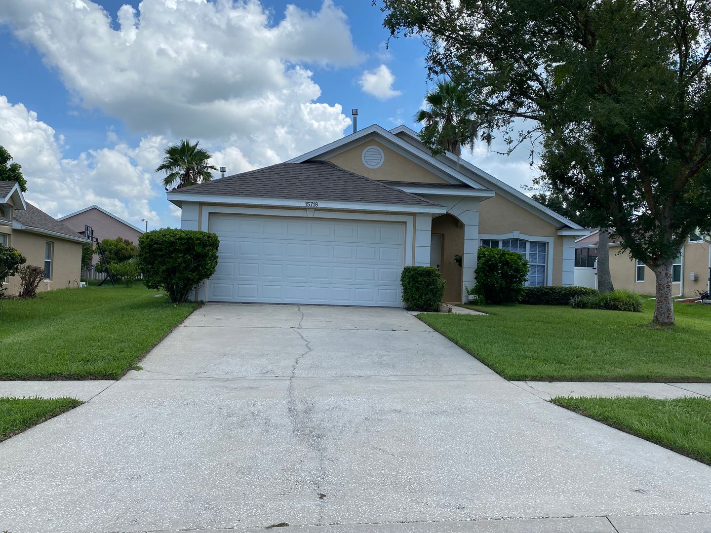 15718 Bay Vista Dr.