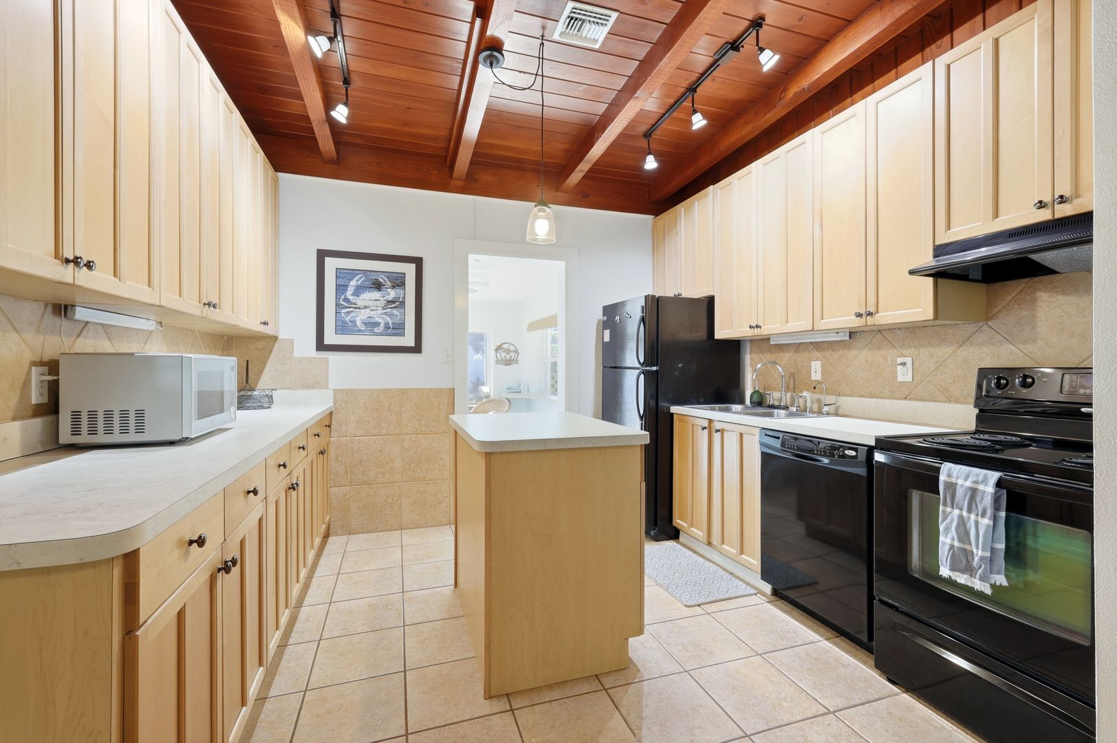 428 Court Street photo 11