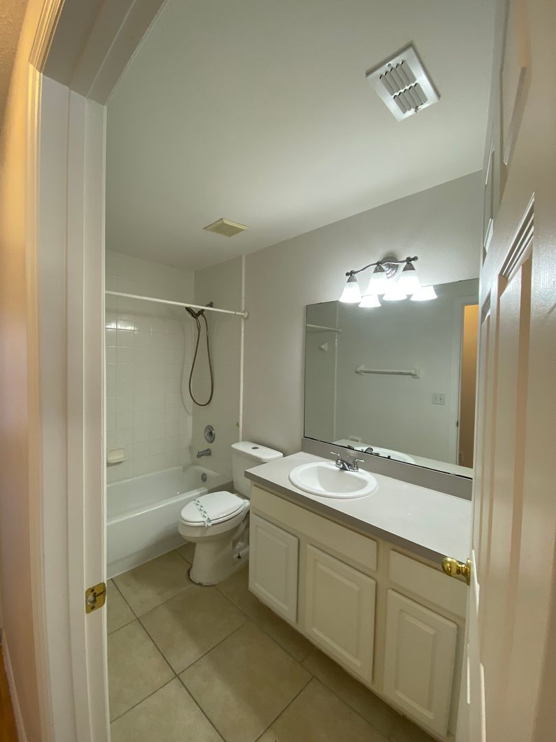 15327 Lafite Ln. photo 13