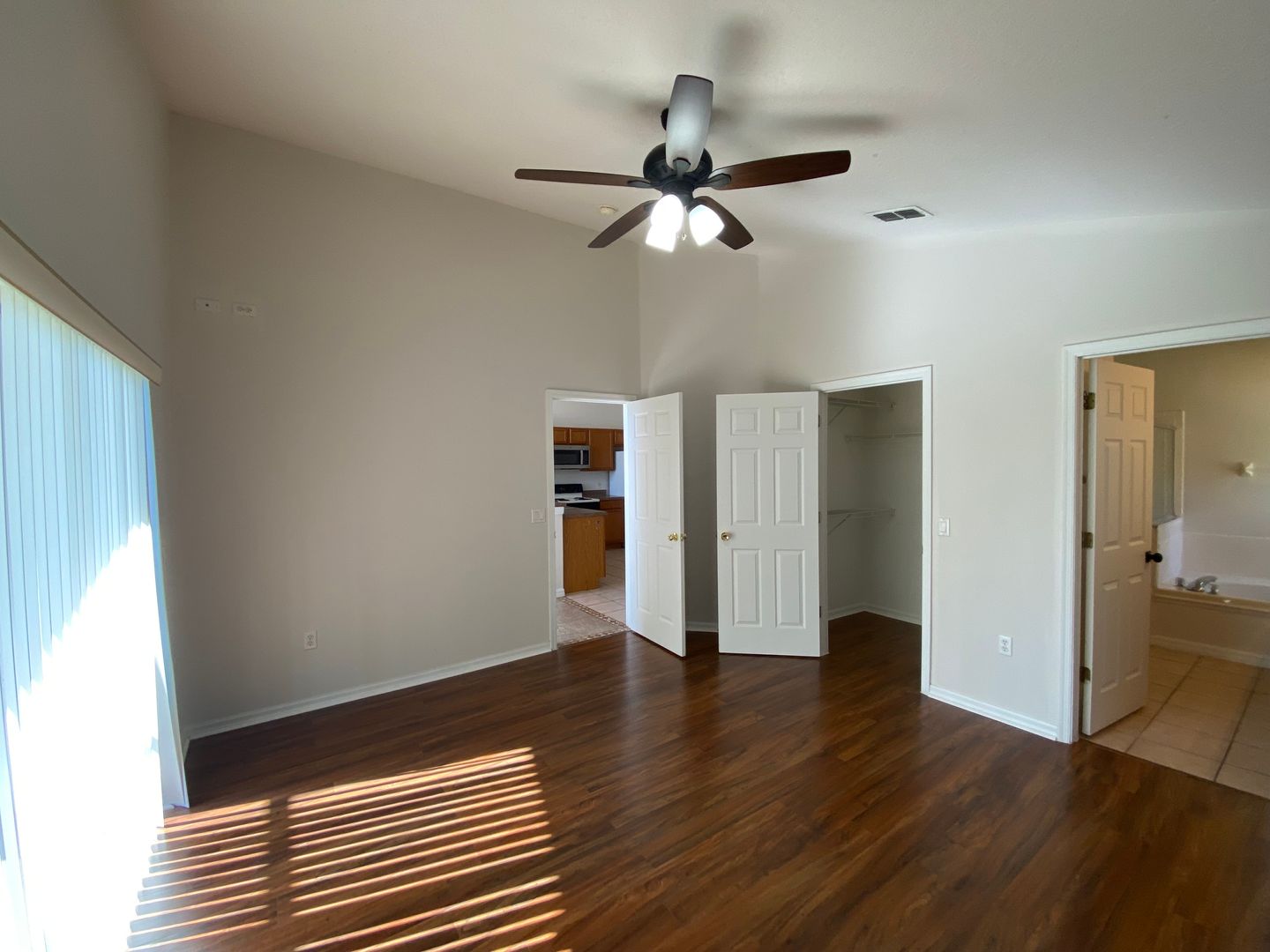 434 Cassia Dr. photo 13