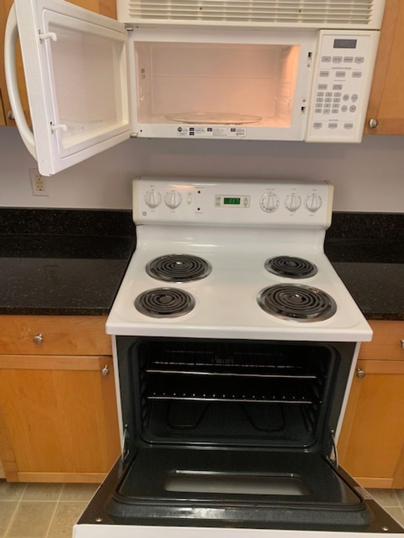 19935 Villa Isle Drive, Unit 306 photo 9