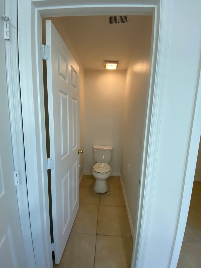 15327 Lafite Ln. photo 20
