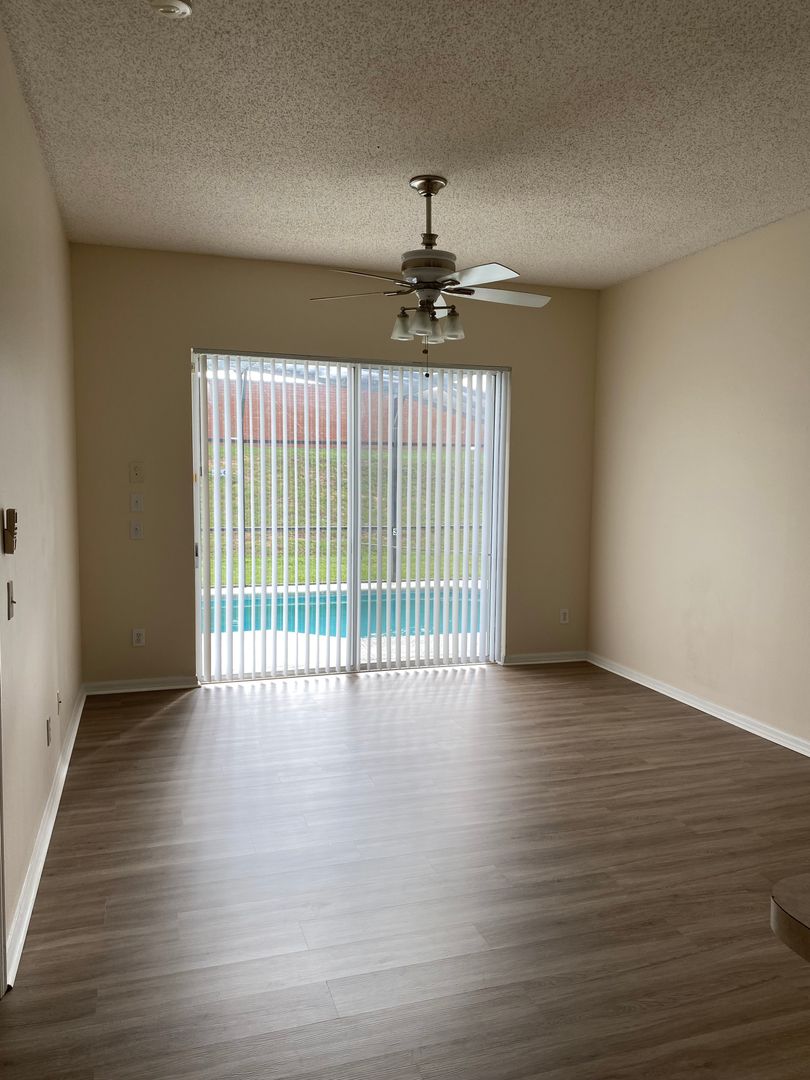 144 Birchwood Dr. photo 17