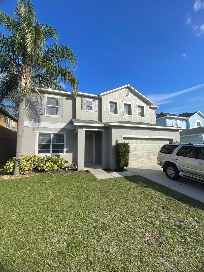 1526 Blue Horizon Drive photo 2