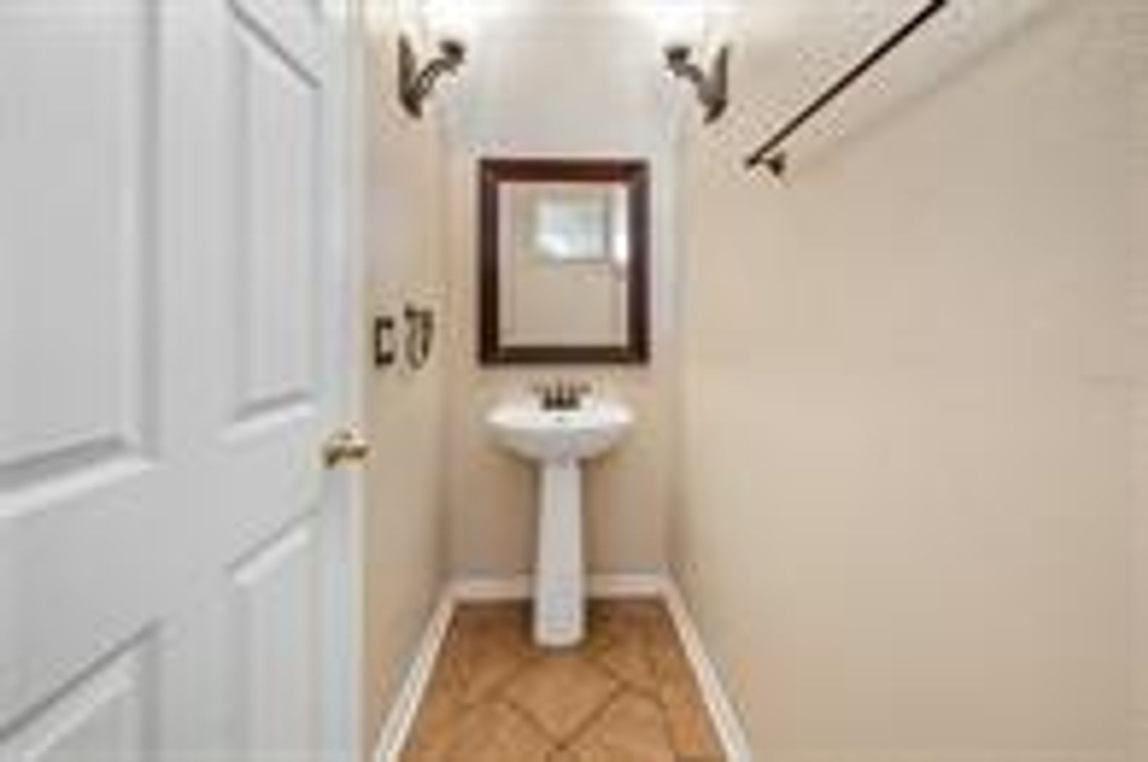 9434 Silver Buttonwood St photo 12
