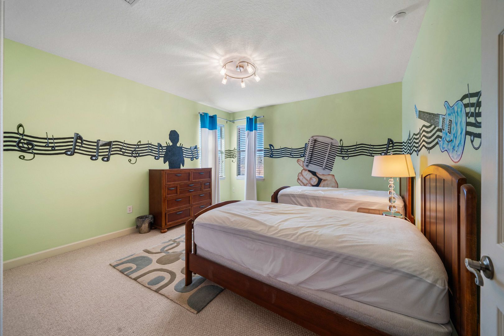 213 Chadwick Drive photo 15