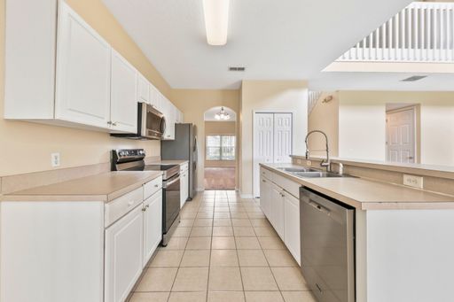 642 Highgate Park Blvd photo 12