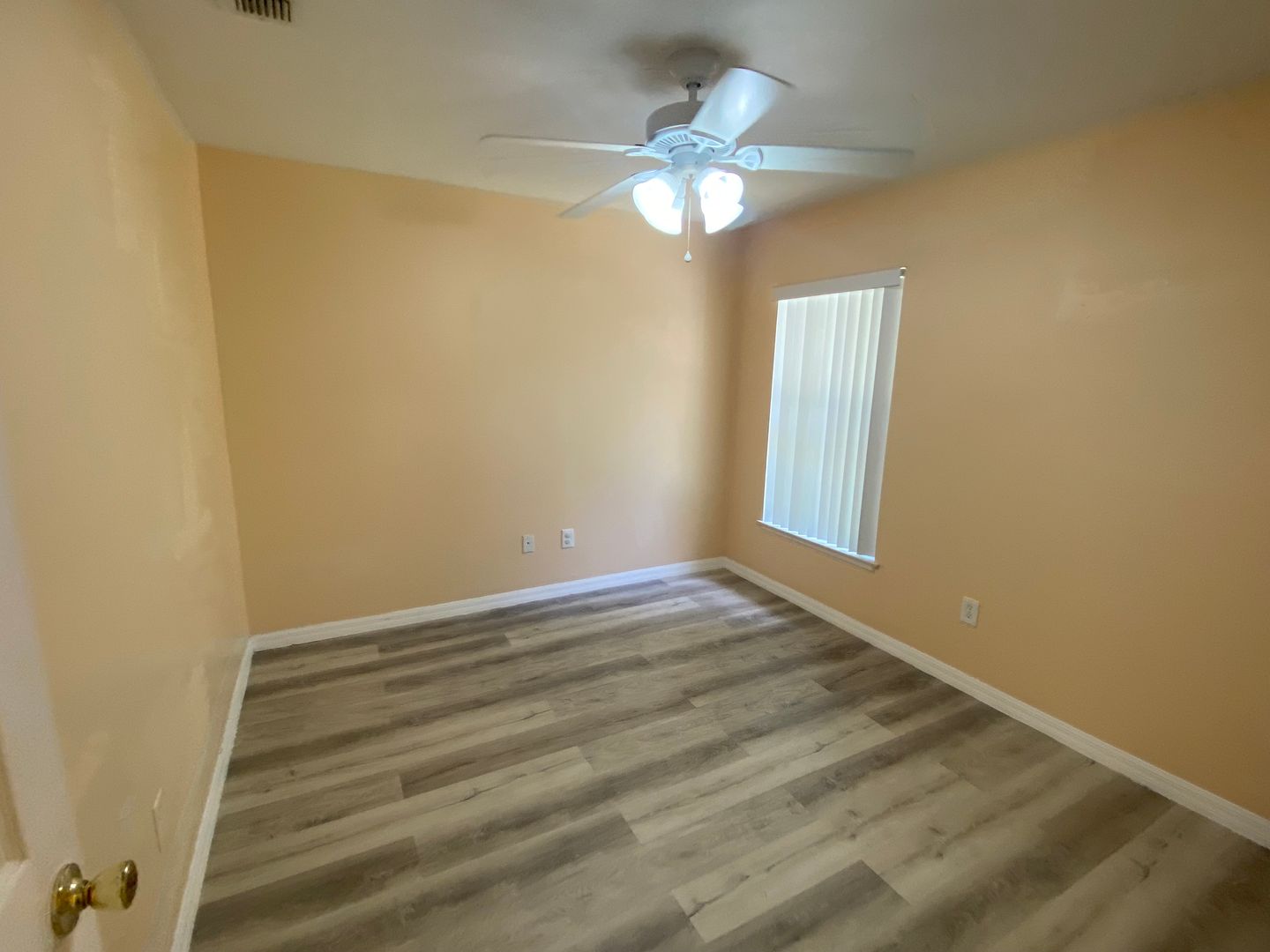 102 Coventry Road photo 25