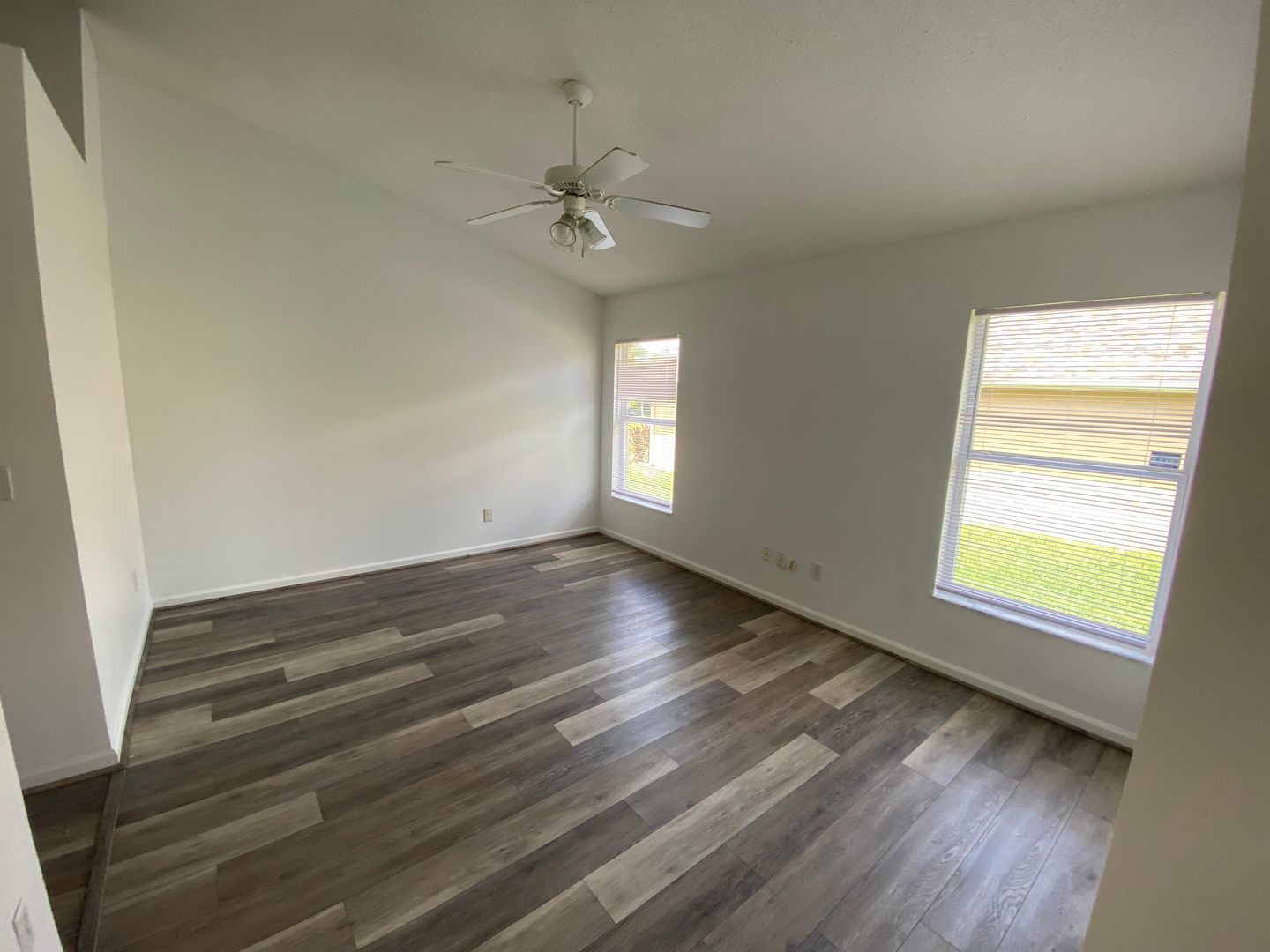 15718 Bay Vista Dr. photo 7
