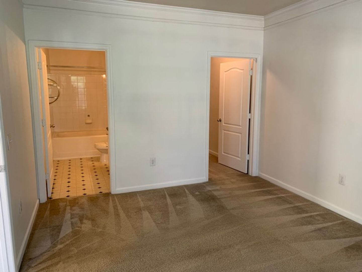 8855 Villa View Circle, Unit 204 photo 12
