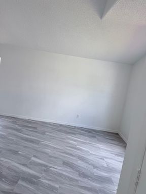 805 Brayton Lane photo 9