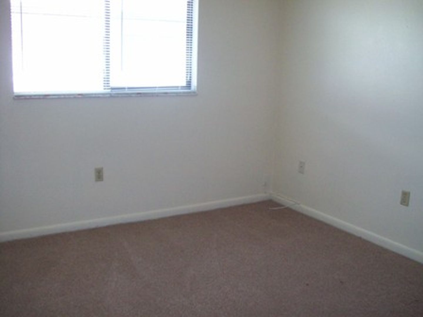 2909 SE 7th Avenue - D photo 5