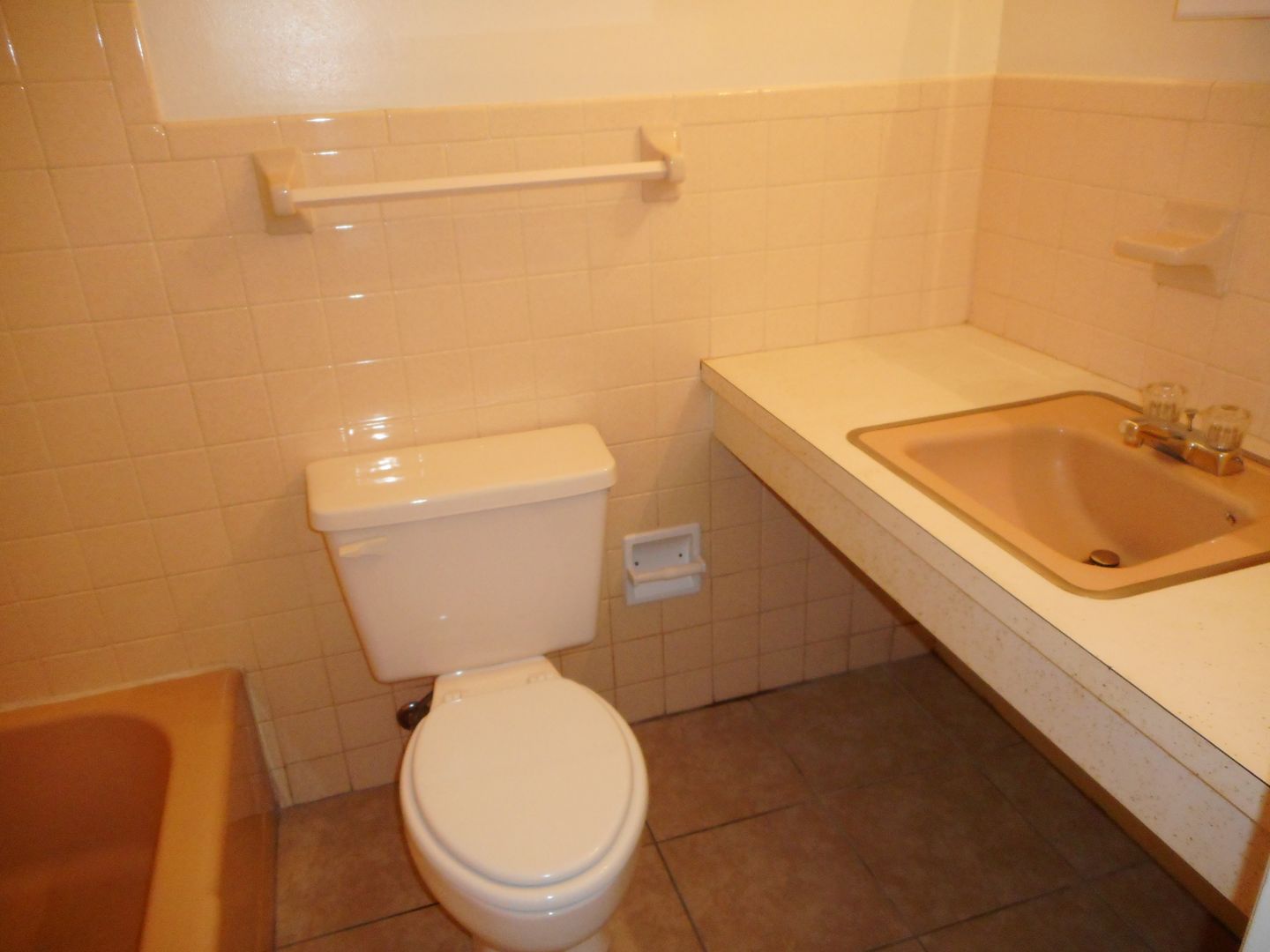 2037 NE 2nd Street - 10 photo 10