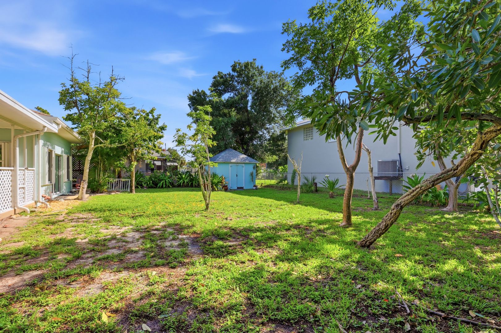 428 Court Street photo 26