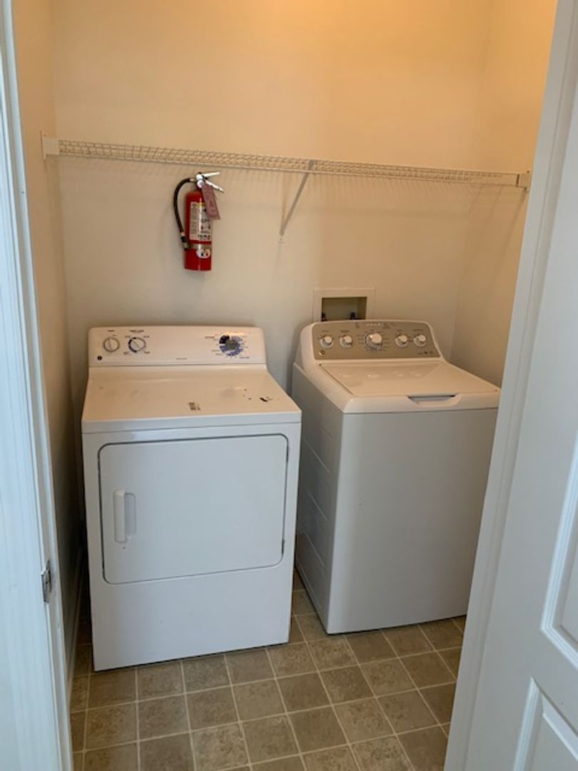 8855 Villa View Circle, Unit 204 photo 16