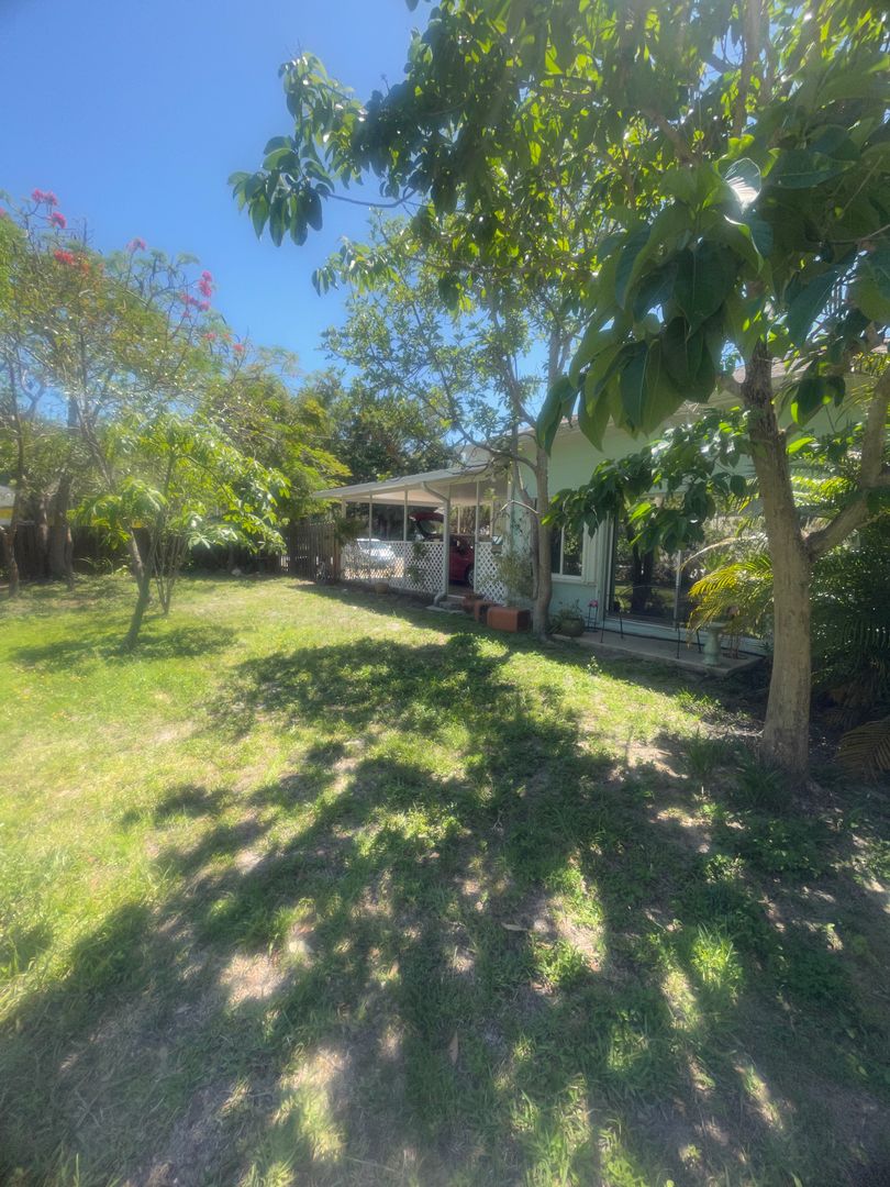 428 Court Street photo 18