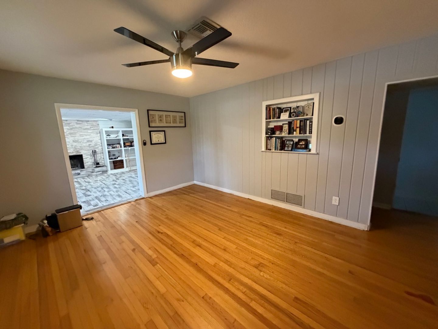 1111 Sherrington Rd photo 21