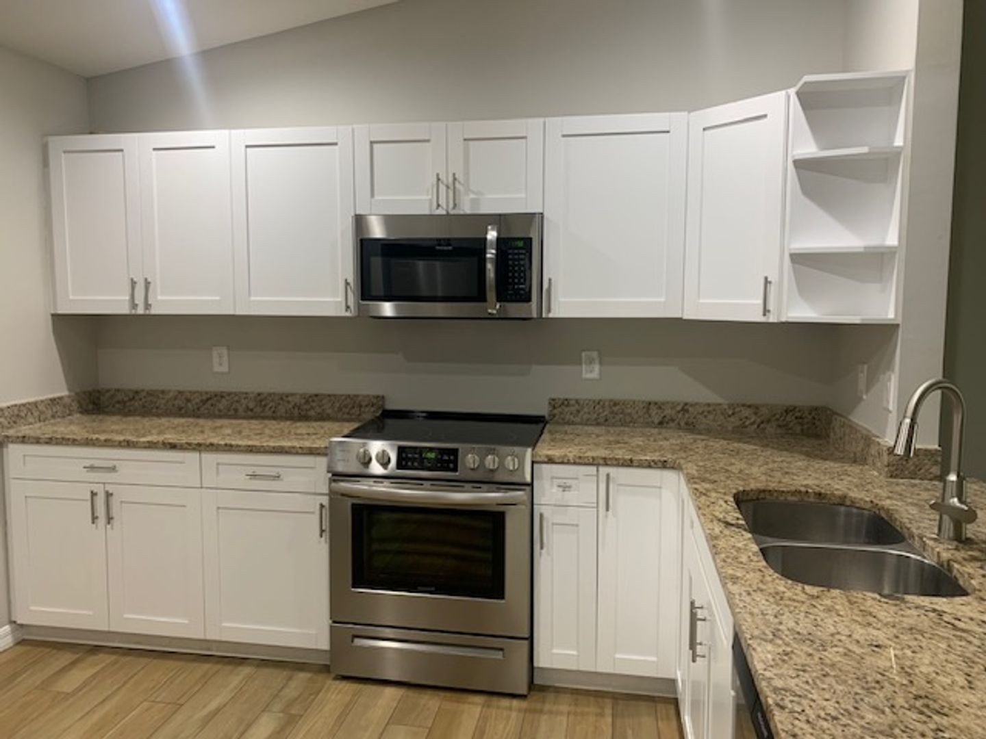 13284 Blytheville Ave. photo 7