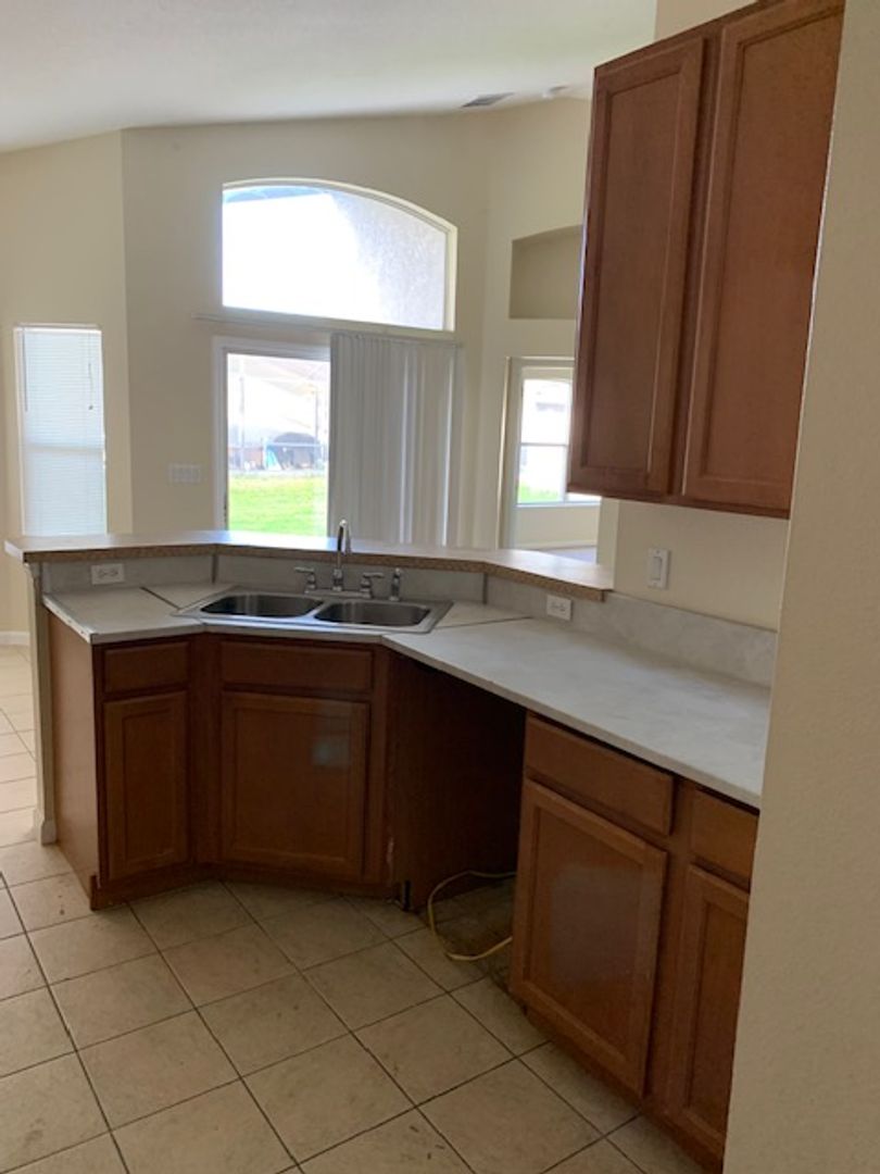 3103 Merlot Way photo 6