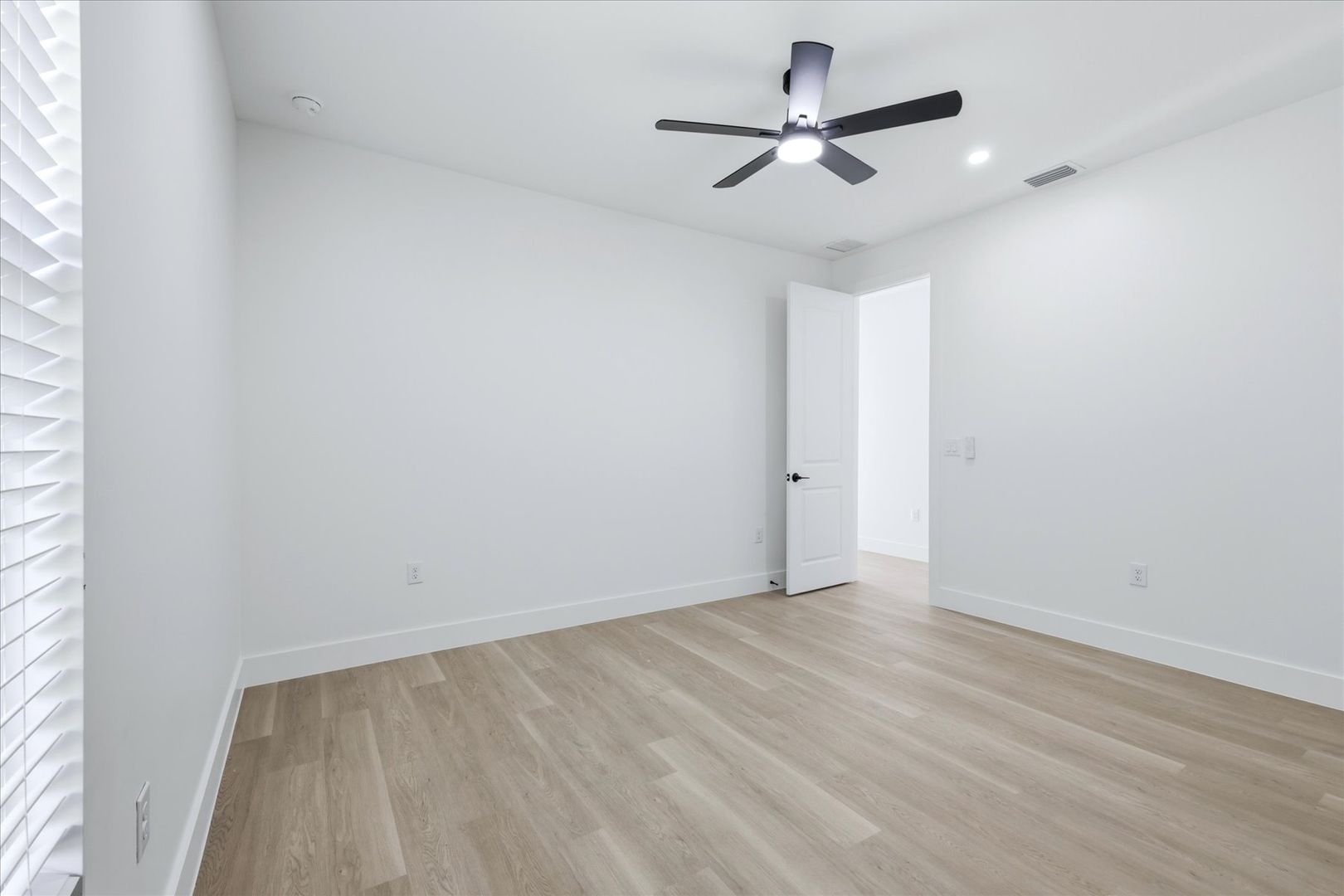 7361 Plum Tree South, Unit 112 photo 20