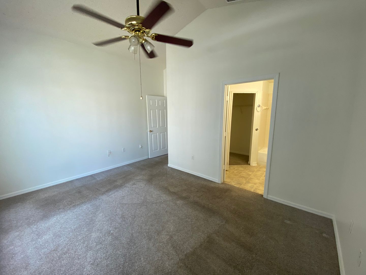 335 Sonja Circle photo 8