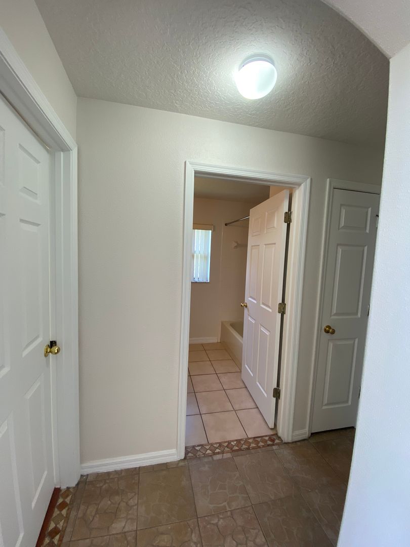 434 Cassia Dr. photo 21