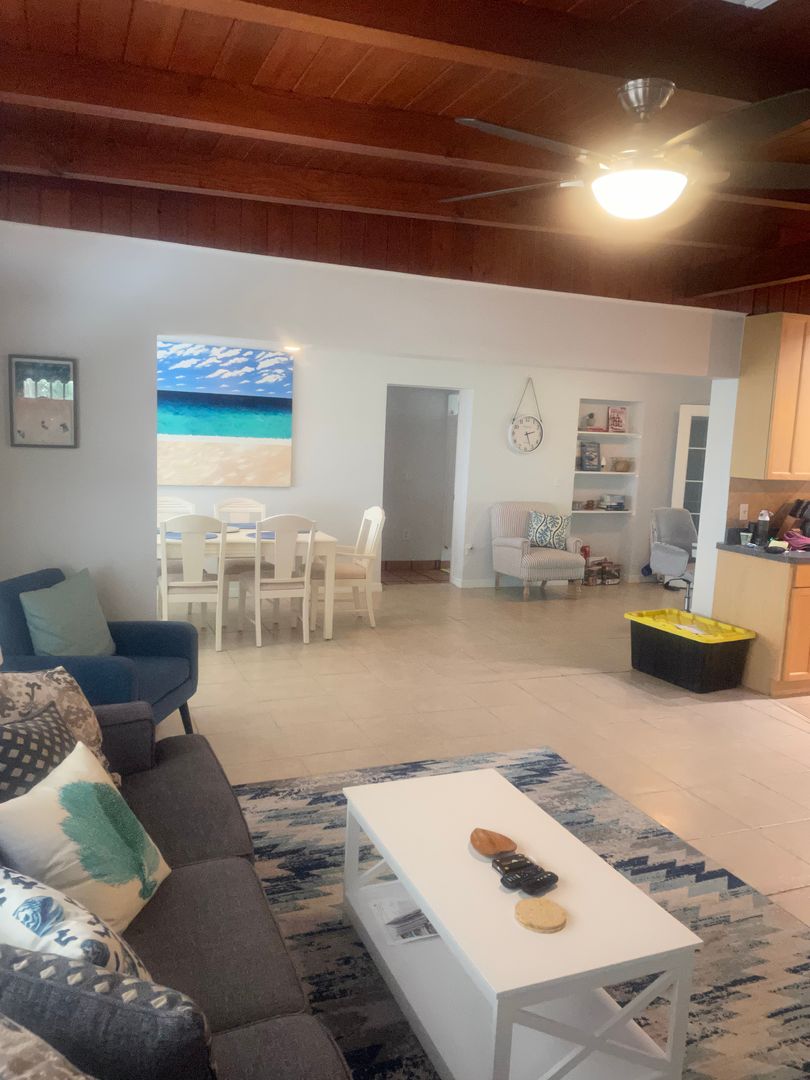 428 Court Street photo 4