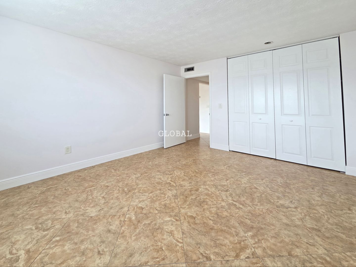 5429 Hansel Ave Unit N-13 photo 15