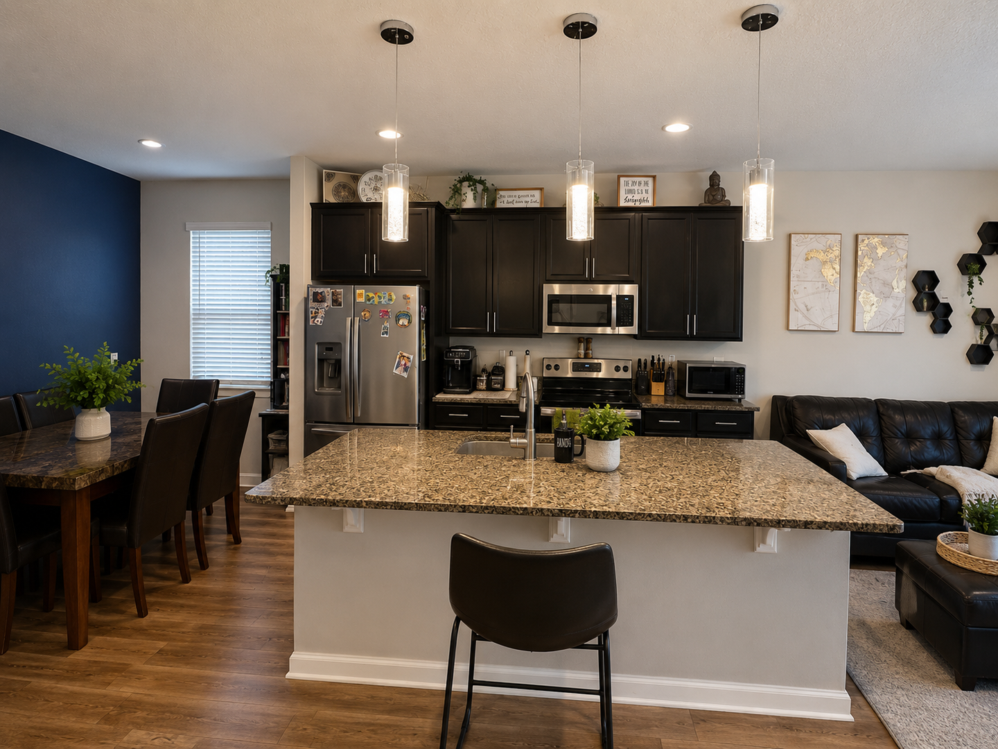 576 Buchannan Dr. photo 2