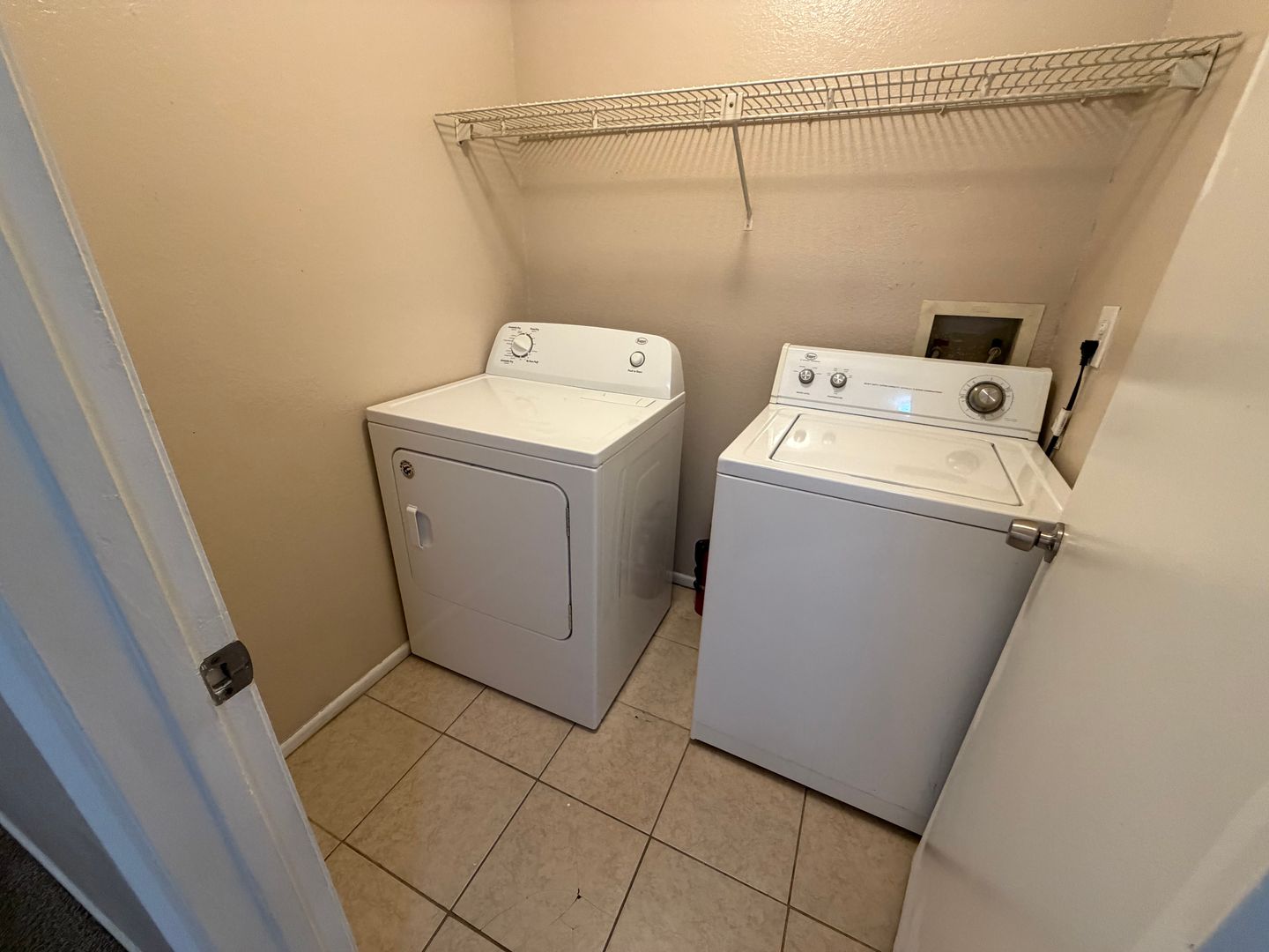 974 Leeward Place Unit 101 photo 11