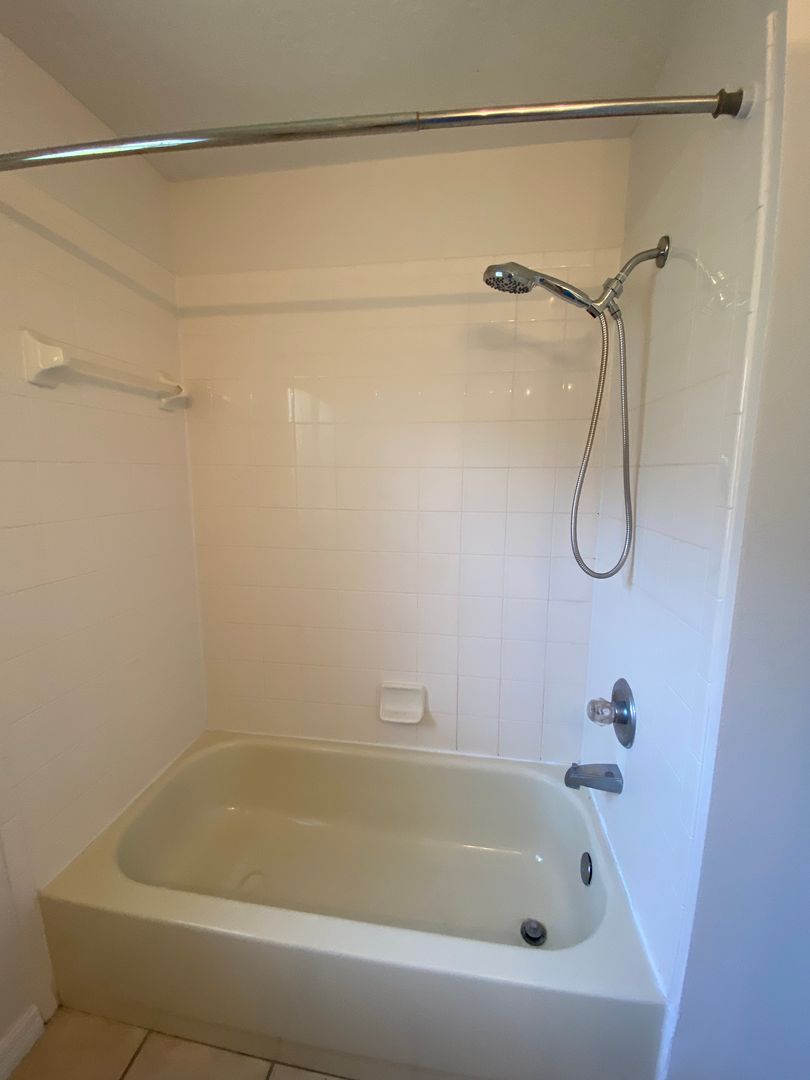 434 Cassia Dr. photo 23